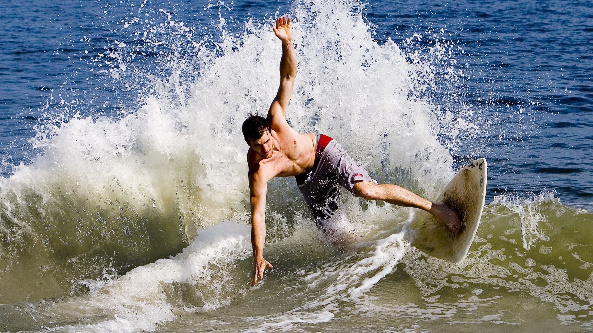 巴特勒伤退！勇士大胜太阳，布克38分，这一战我必须承认5个现实，巴特勒28分热火