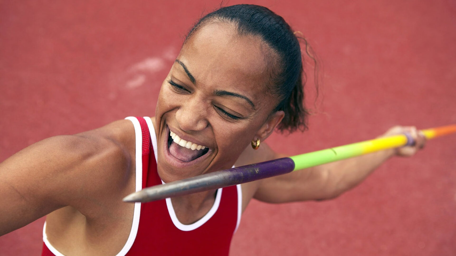 跳水环节吉尔吉斯斯坦动作干净利落，吉尔吉斯斯坦摔跤冠军